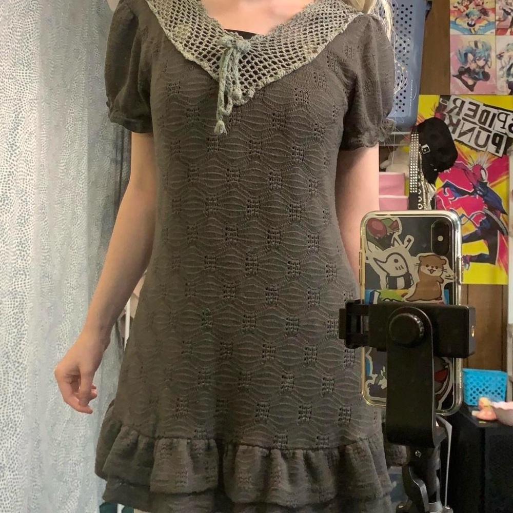 LIZ LISA Gray Knit Dress with Lace Detail